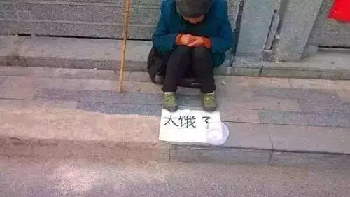 一天赚一百怎么赚_自动运行赚美元10美元一天_天佑一天直播赚多少钱